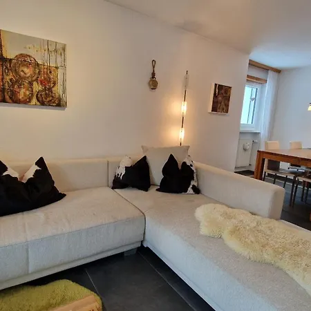 Haus Vallesia Daire *